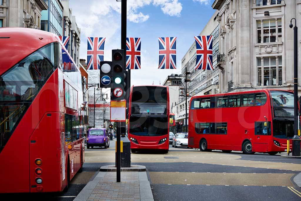 Фотообои Красные автобусы Лондона